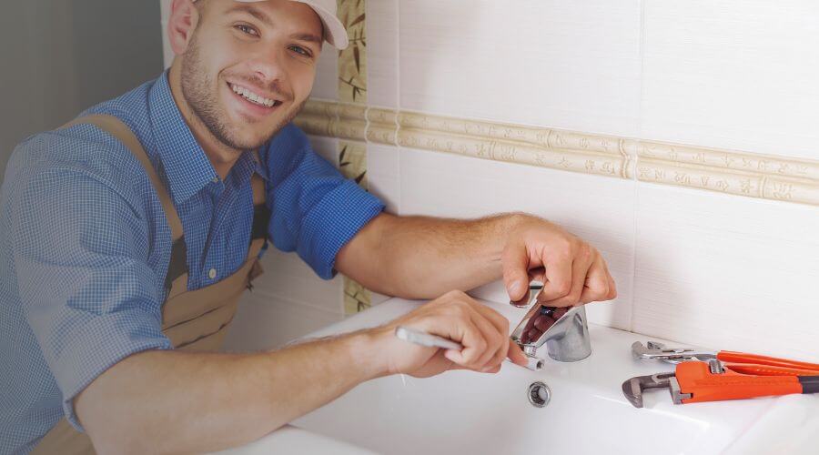 Professional clogged drains services in Sigel, IL
